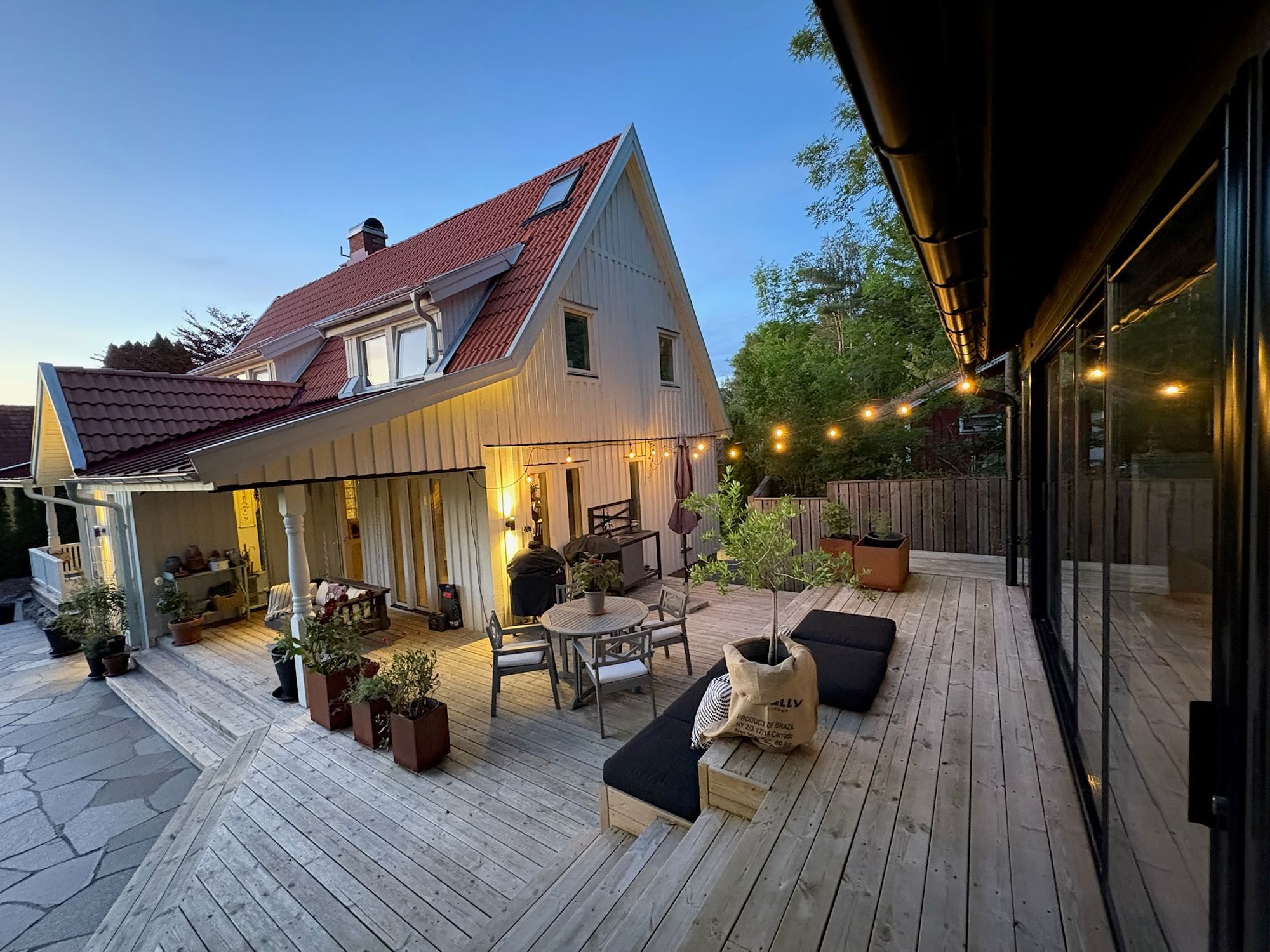 Rymlig och familjevänlig villa nära hav och natur – bild 10 av 24