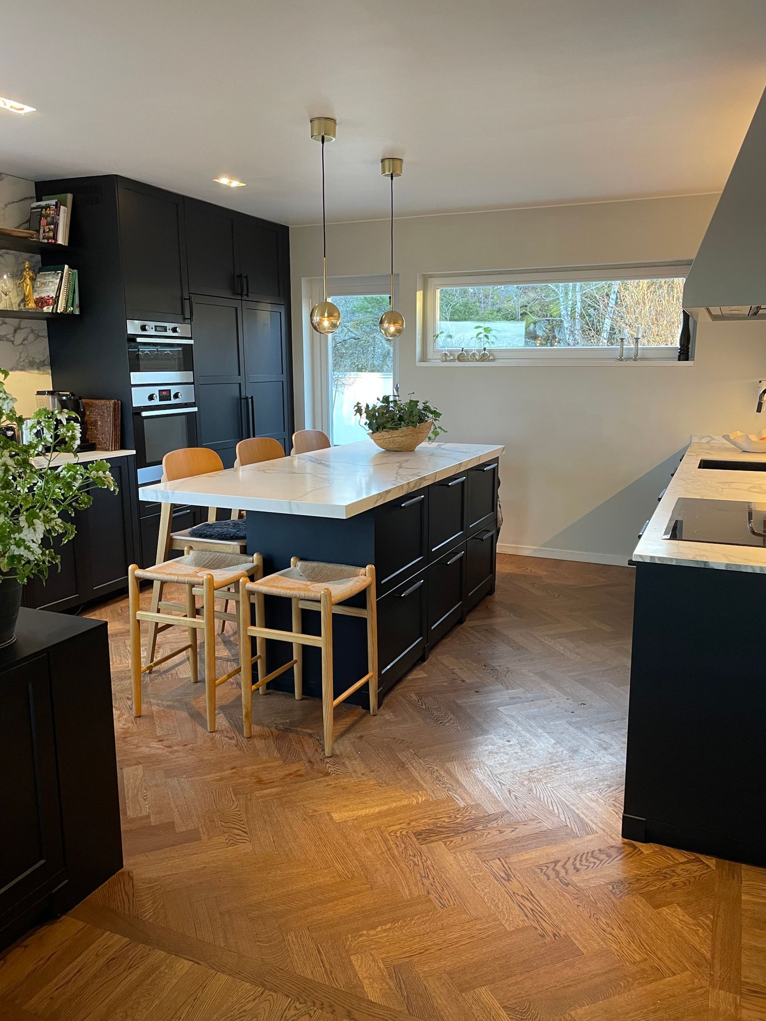 Sommaruthyres; pool och havsutsikt utanför Sthlm – bild 6 av 9