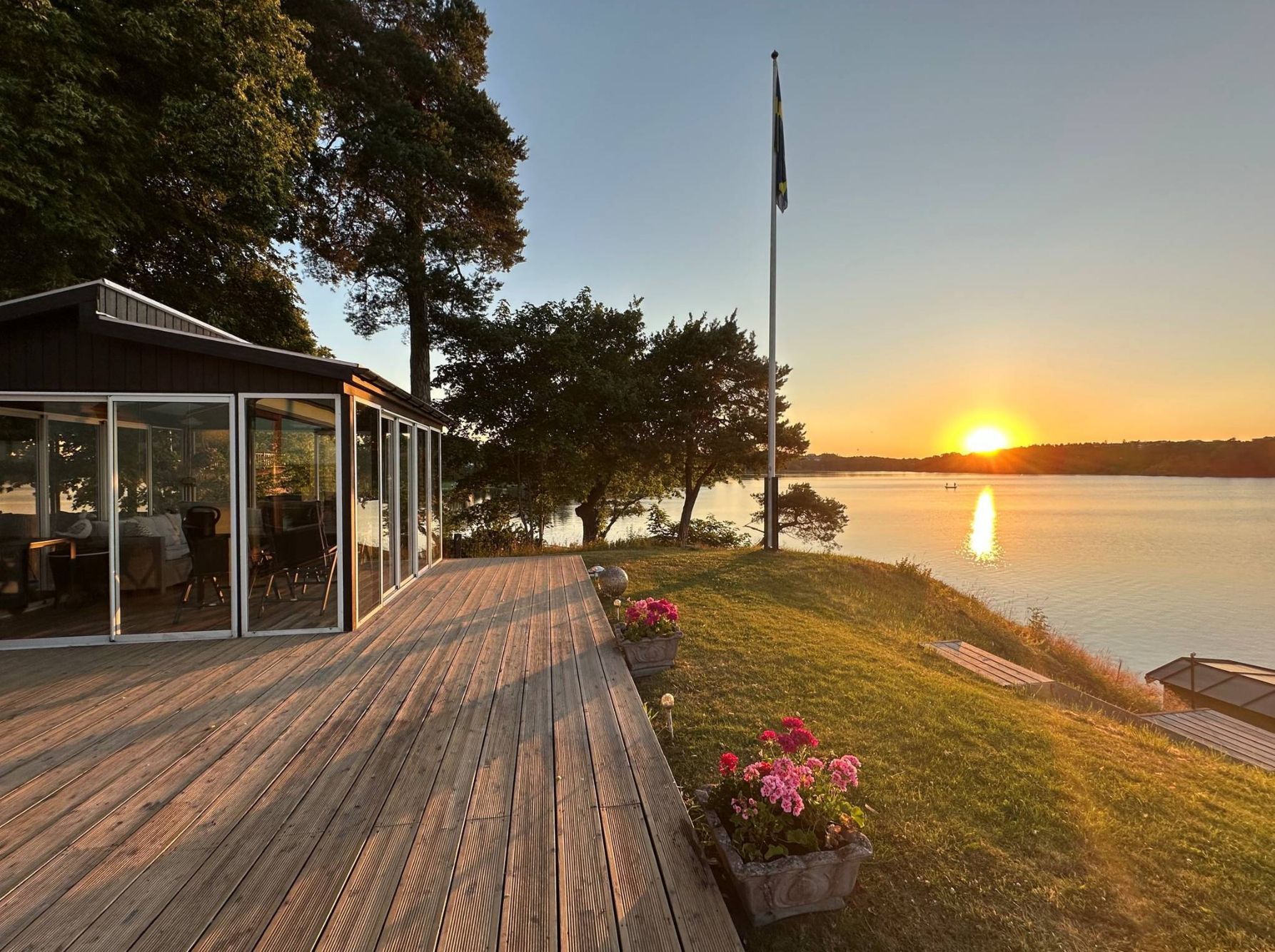 Sjötomt i Stockholm med egen brygga