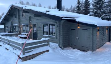 Charmig fjällstuga i Stöten