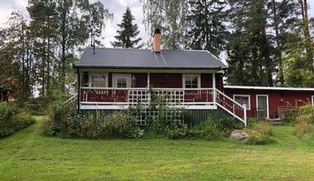 Stuga i Engesberg 100m till havet och stranden