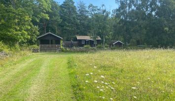 Stuga mellan Löttorp och Böda uthyres