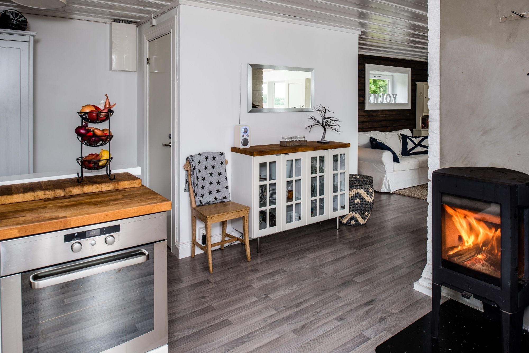 Semesterhus meter från havet - Lingarö/Hudiksvall – bild 5 av 24