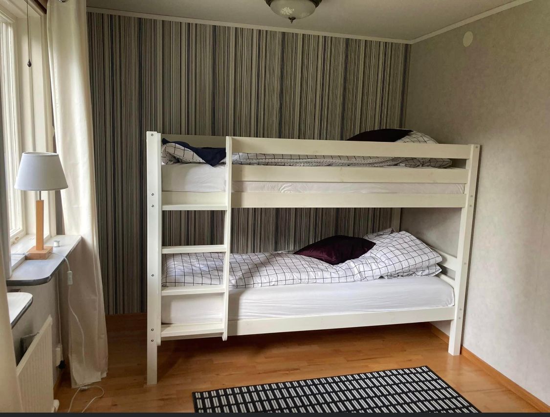 Stuga vid havet – bild 6 av 9