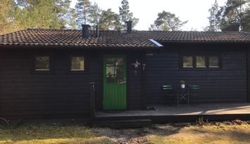 Fin stuga i Yngsjö, 70+18 kvm, 5 km från Åhus
