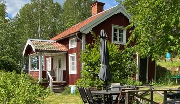 Charmantes Ferienhaus aus dem 19. Jahrhundert nahe