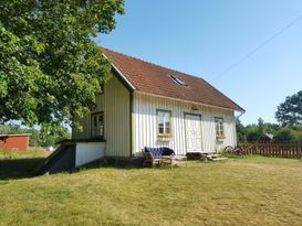 Hus på mysig gård