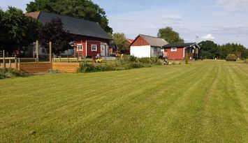 Stuga i lantlig miljö