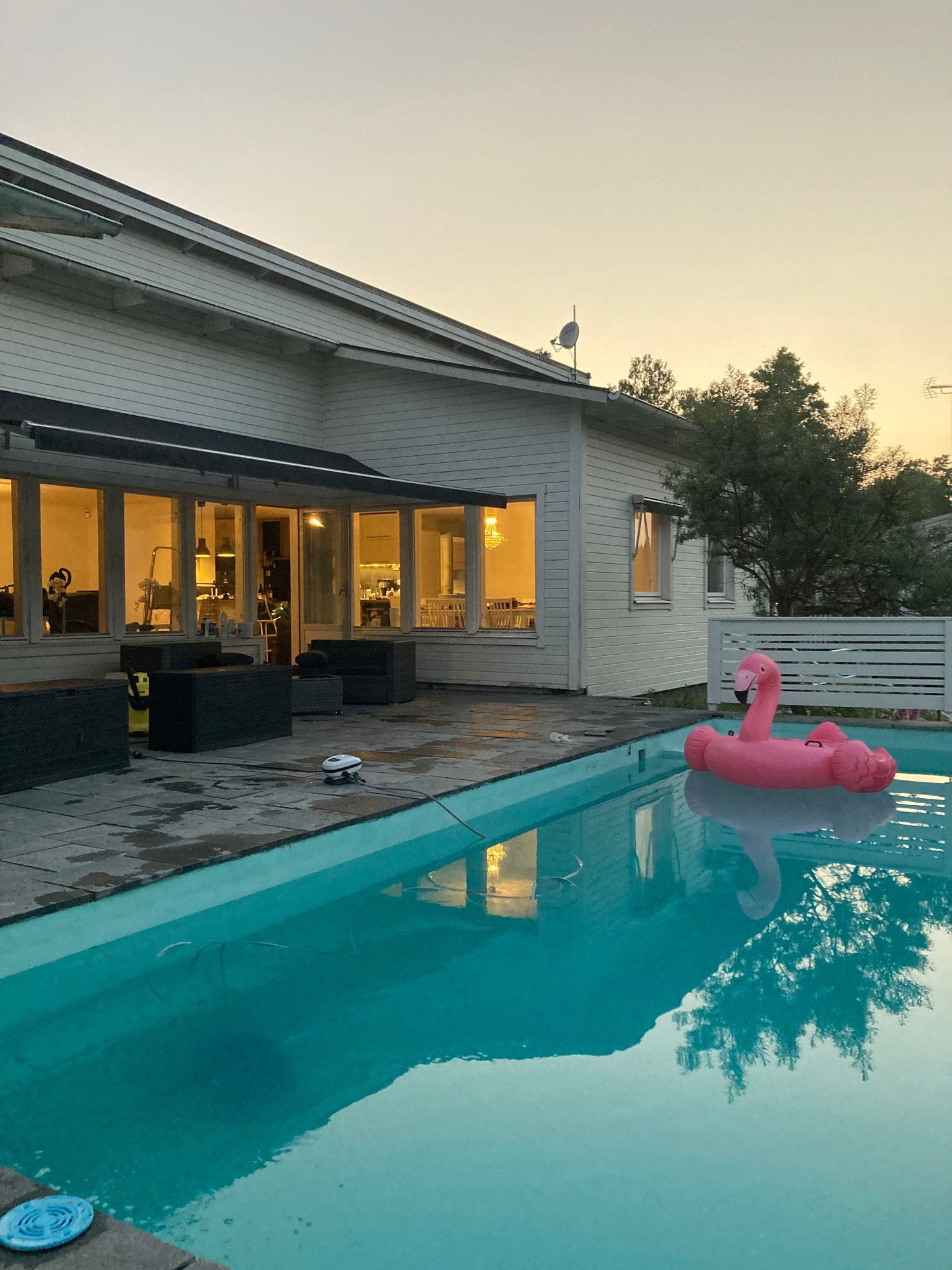 Villa med pool och bara 600m till havet! – bild 5 av 24