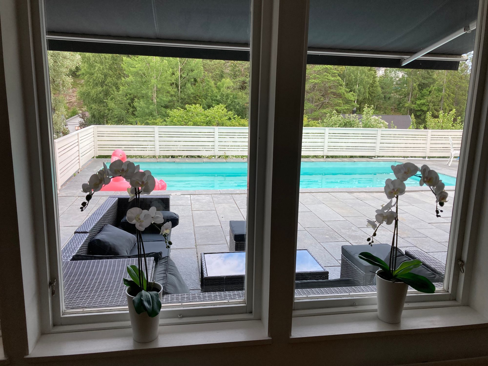 Villa med pool och bara 600m till havet! – bild 18 av 24