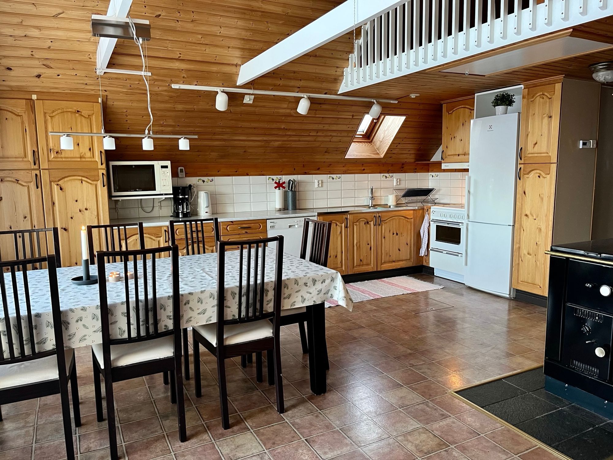 Rymligt hus i Grönfjäll uthyres – bild 13 av 24