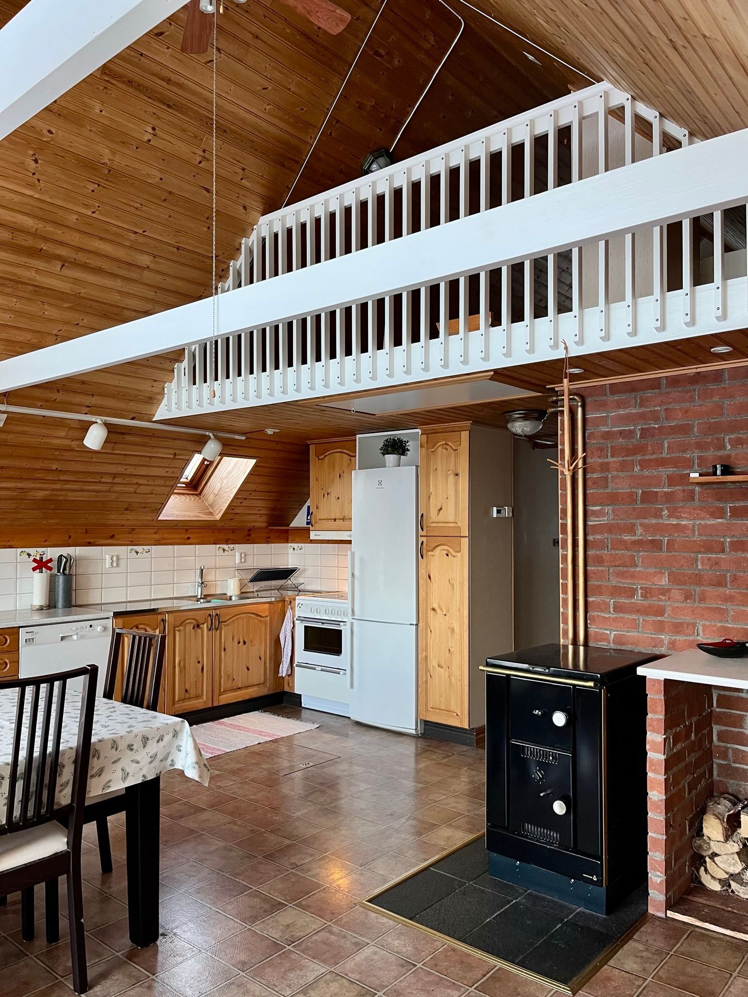 Rymligt hus i Grönfjäll uthyres – bild 18 av 24