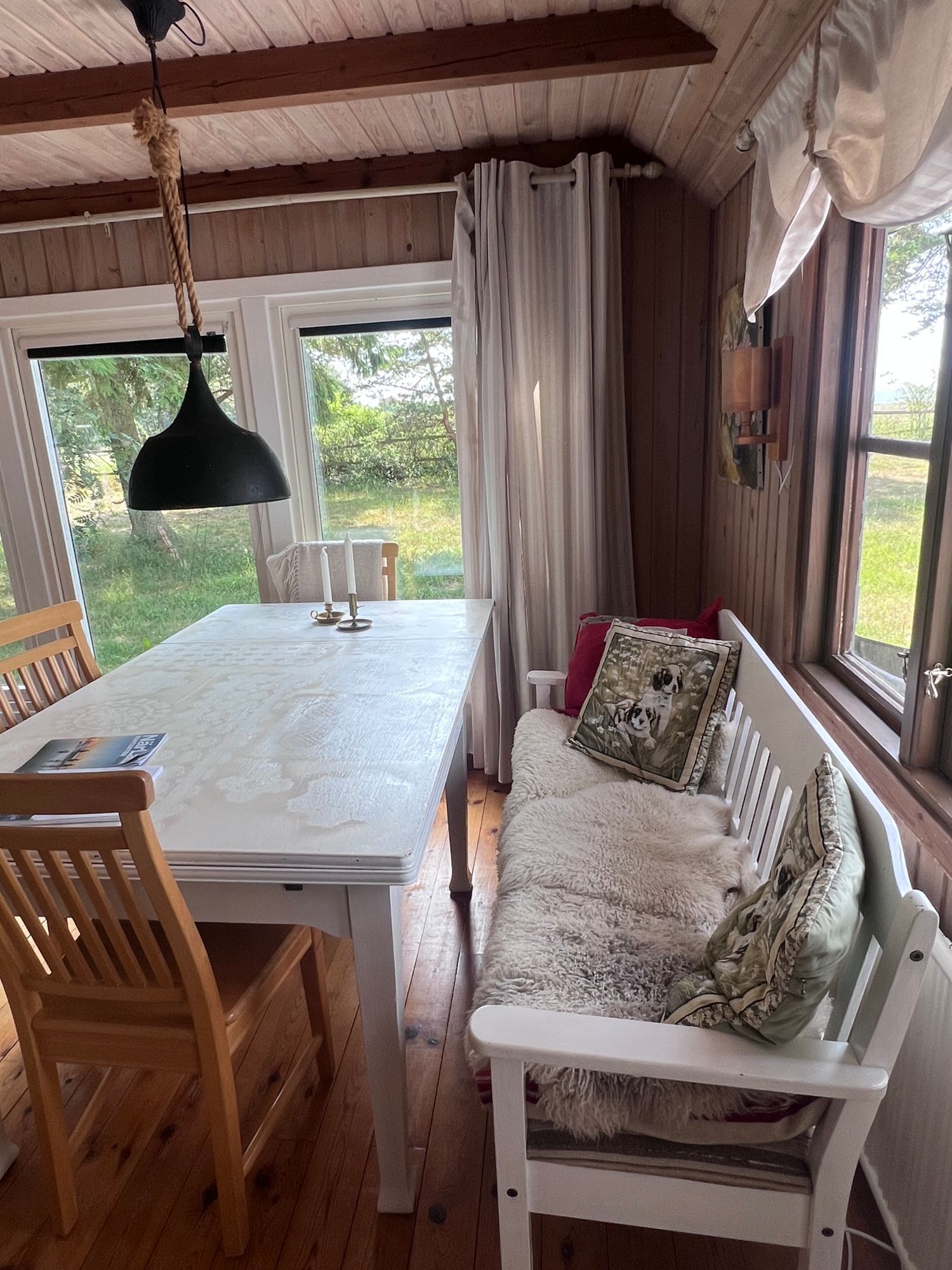 Strandnära stuga med havsutsikt – bild 15 av 24