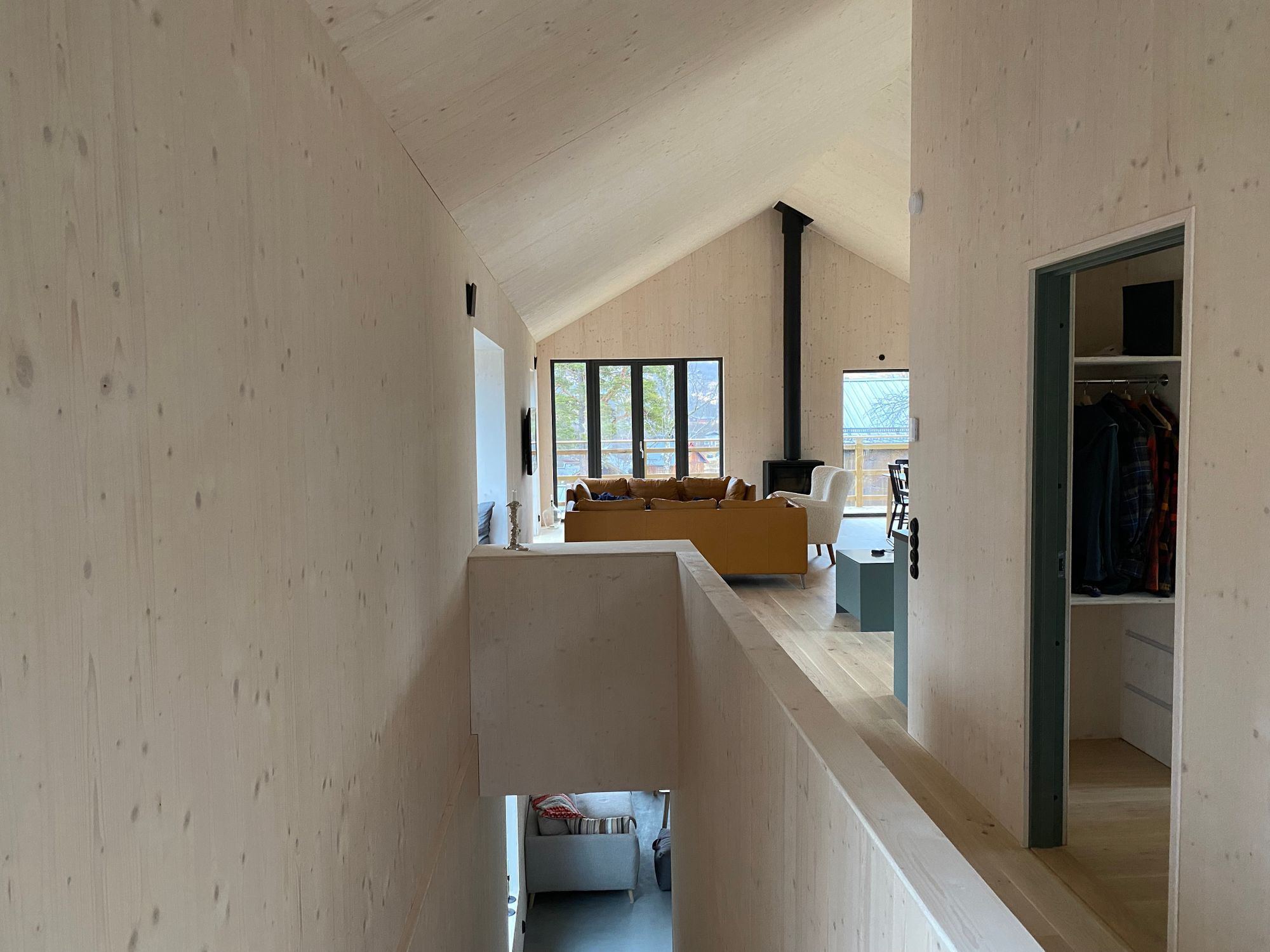 Bruksvallarna - Nybyggt arkitektritat hus – bild 7 av 24
