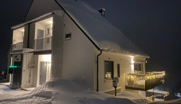 Kanonläge! 4:a med ski in/ski out 20 m från backen