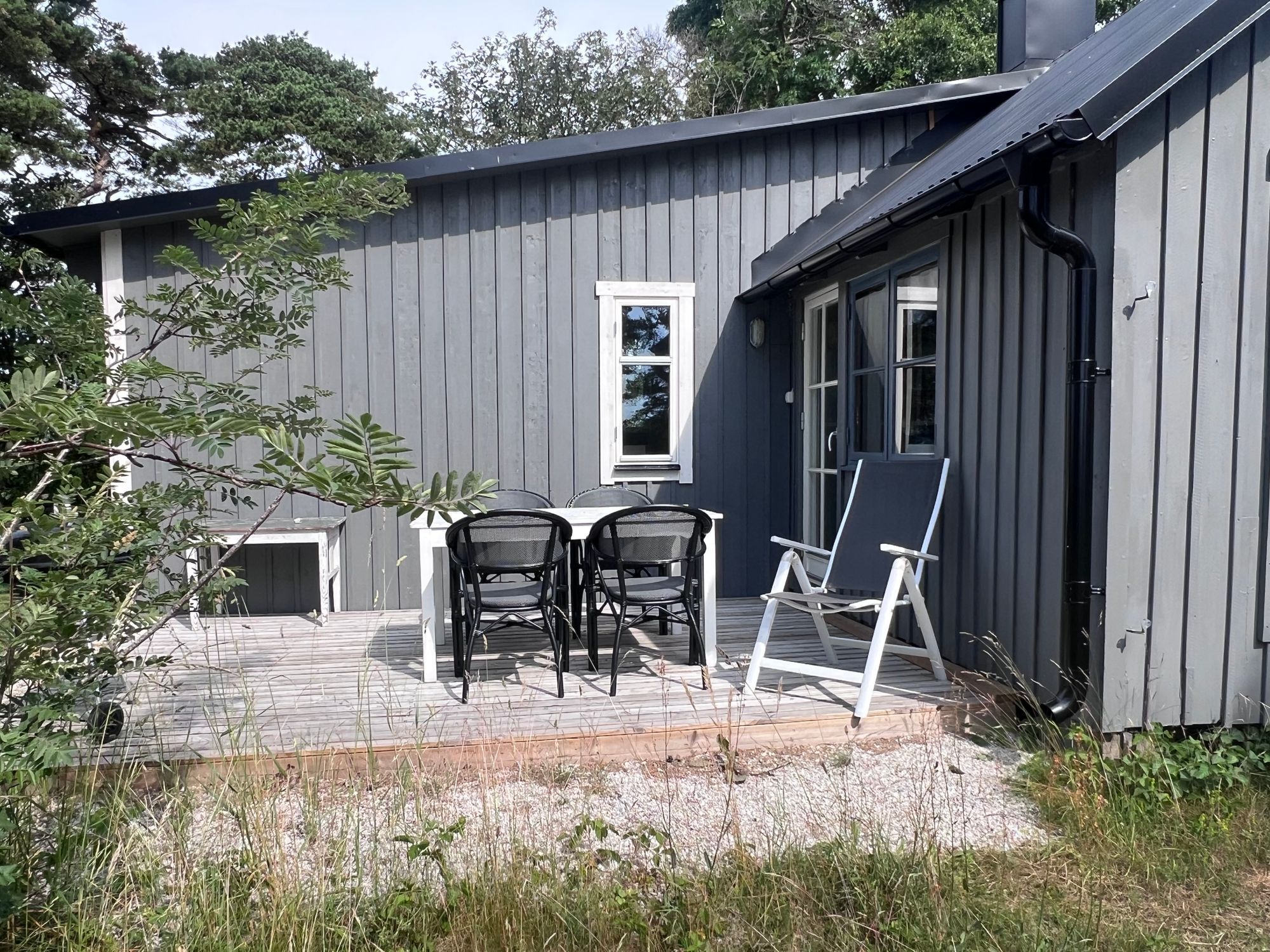 Strandnära stuga med havsutsikt – bild 19 av 24