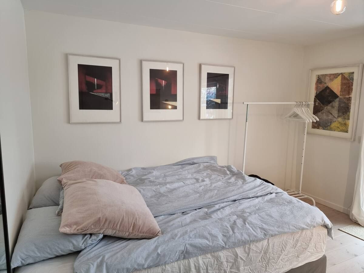 Egen våning i radhus med sjöutsikt nära Stockholm – bild 5 av 13