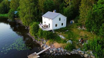 House close to Ångemanälven, High Coast