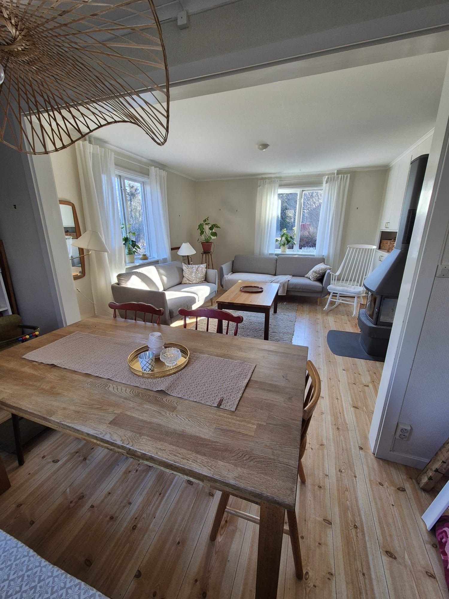 Charmig 30-tals hus i Strömsberg (Tierp) – bild 2 av 13