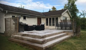 Sommarstuga vid Vänern