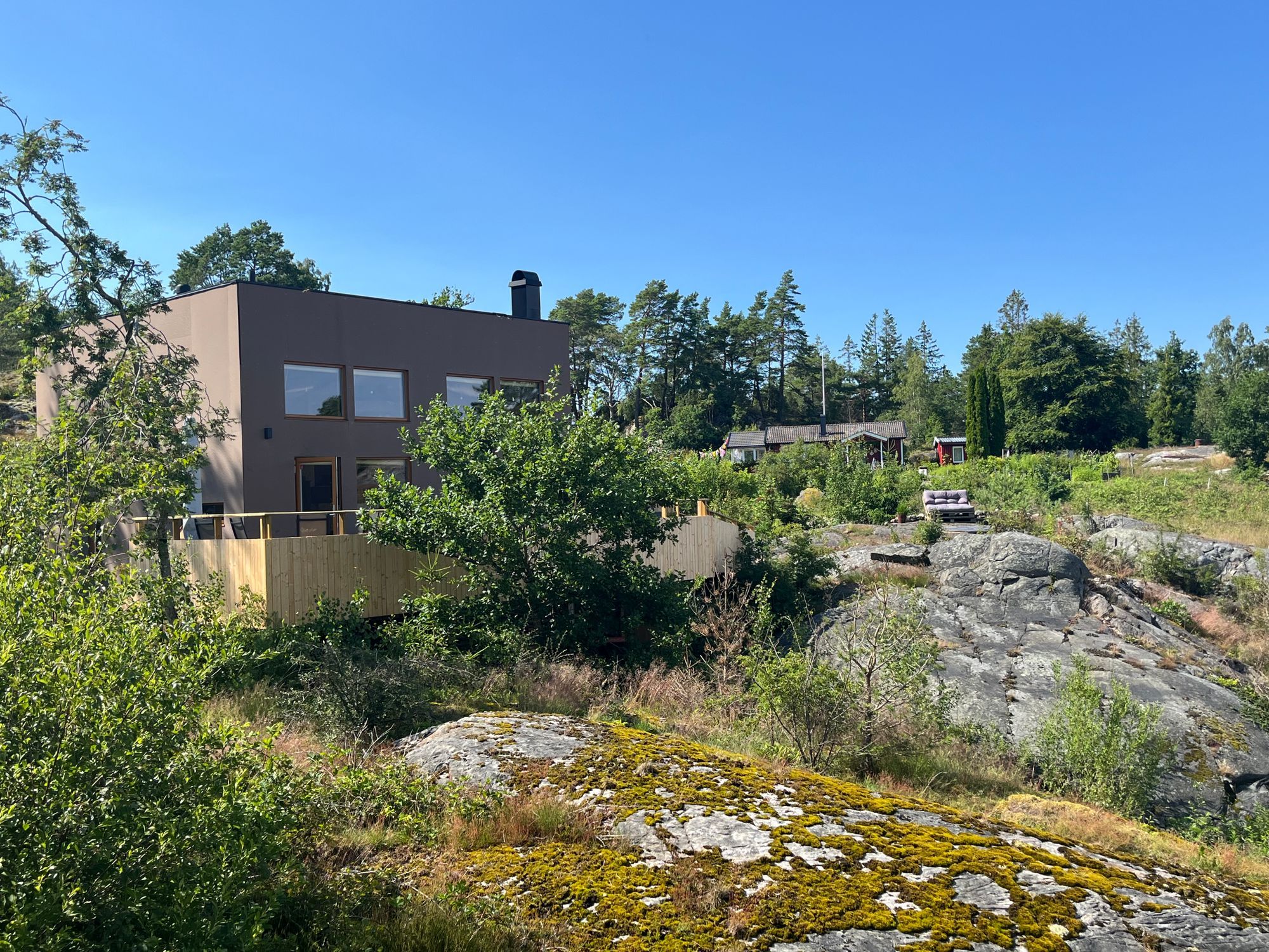Havsnära hus - vackert sommar som vinter – bild 5 av 22
