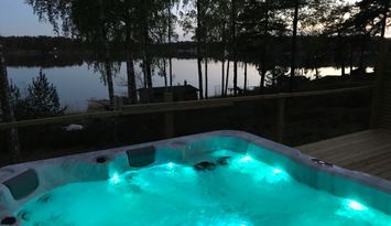 Stort hus med strandtomt