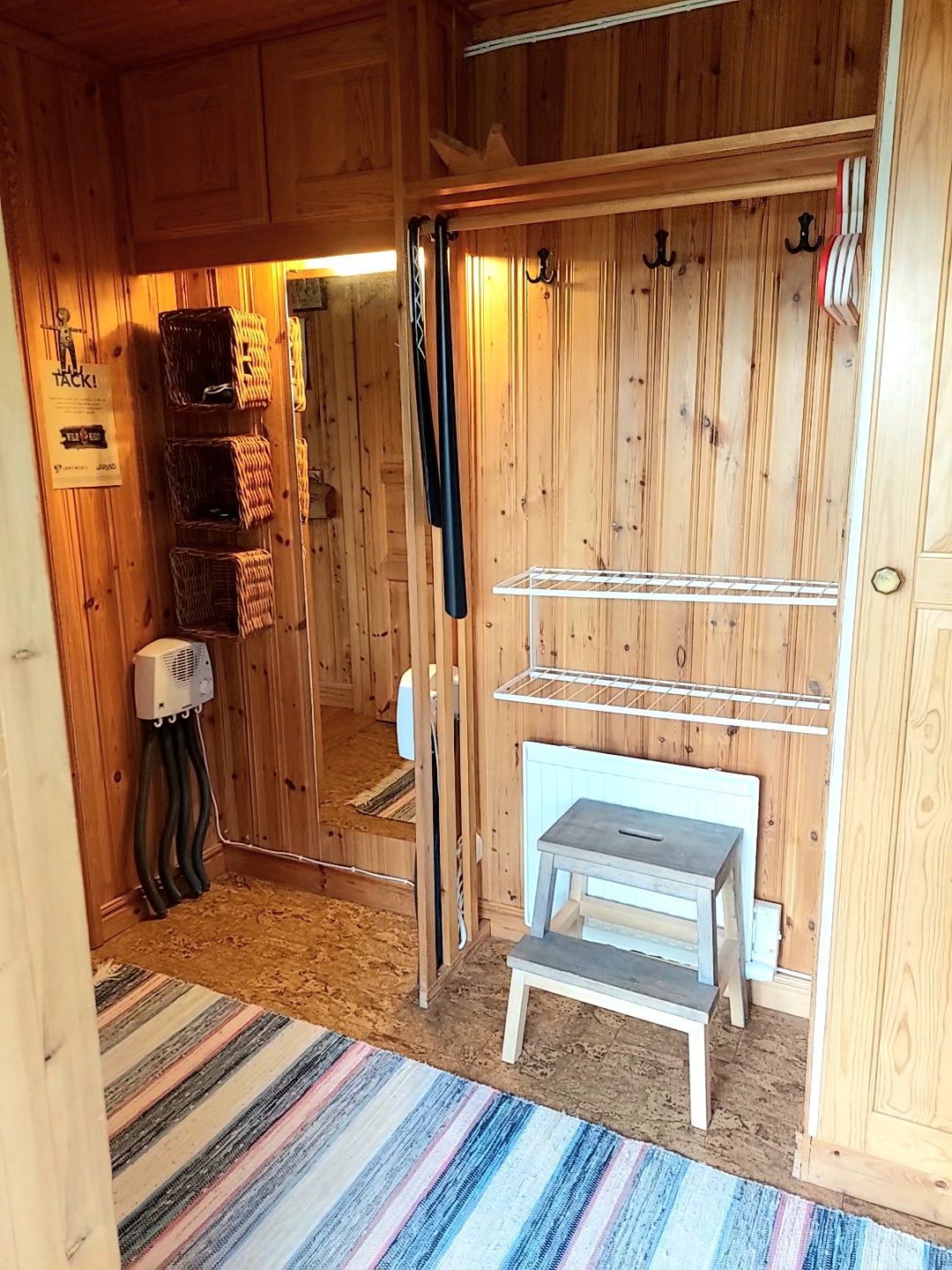 Grym stuga naturnära. Husdjuret får följa med! – bild 11 av 15