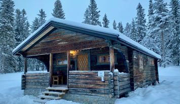 Timrad fjällstuga i Grövelsjön