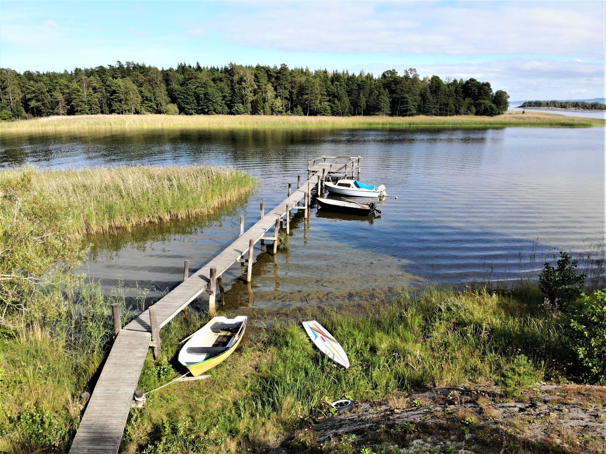 Stuga med Vänerns skärgård som granne – bild 9 av 24