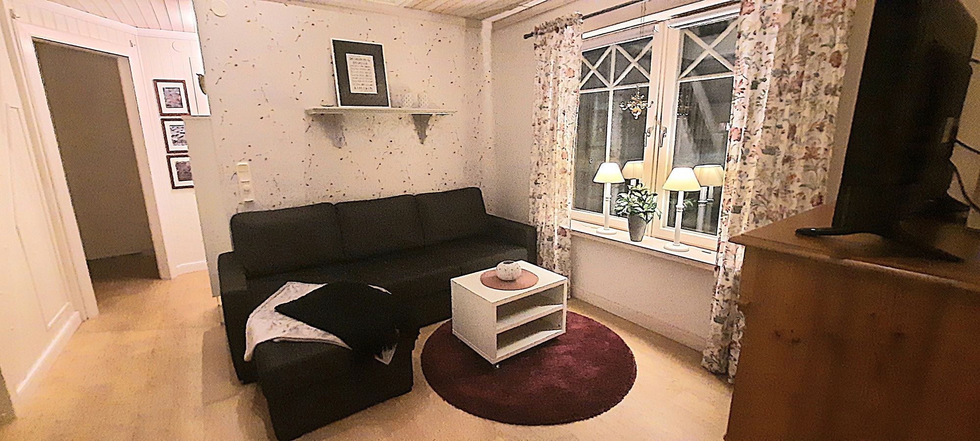 Mysigt fräscht hus i Mora med fint läge vid vatten – bild 4 av 16