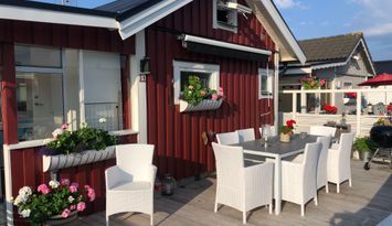 Stuga uthyres veckovis 50 m från stranden
