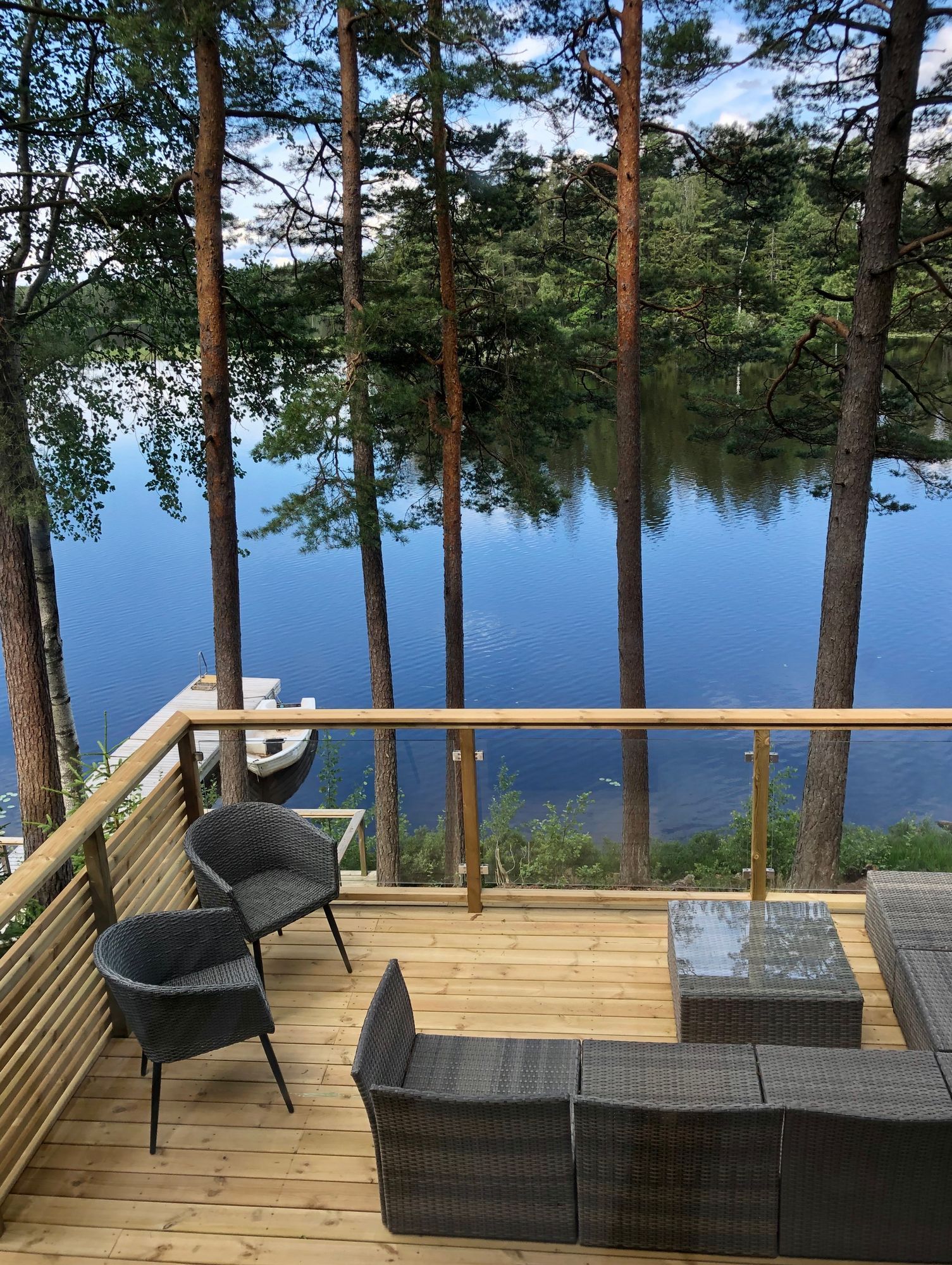 Läckert sommarhus med sjötomt och panoramautsikt! – bild 21 av 24