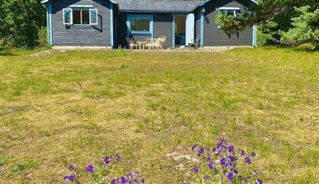 Superläge på fina Holmhällar