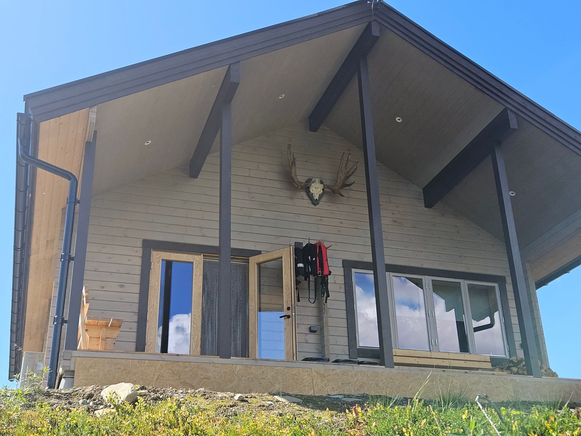 Jukta Lodge. Nybyggd timrat stuga i Juktådalen – bild 18 av 20
