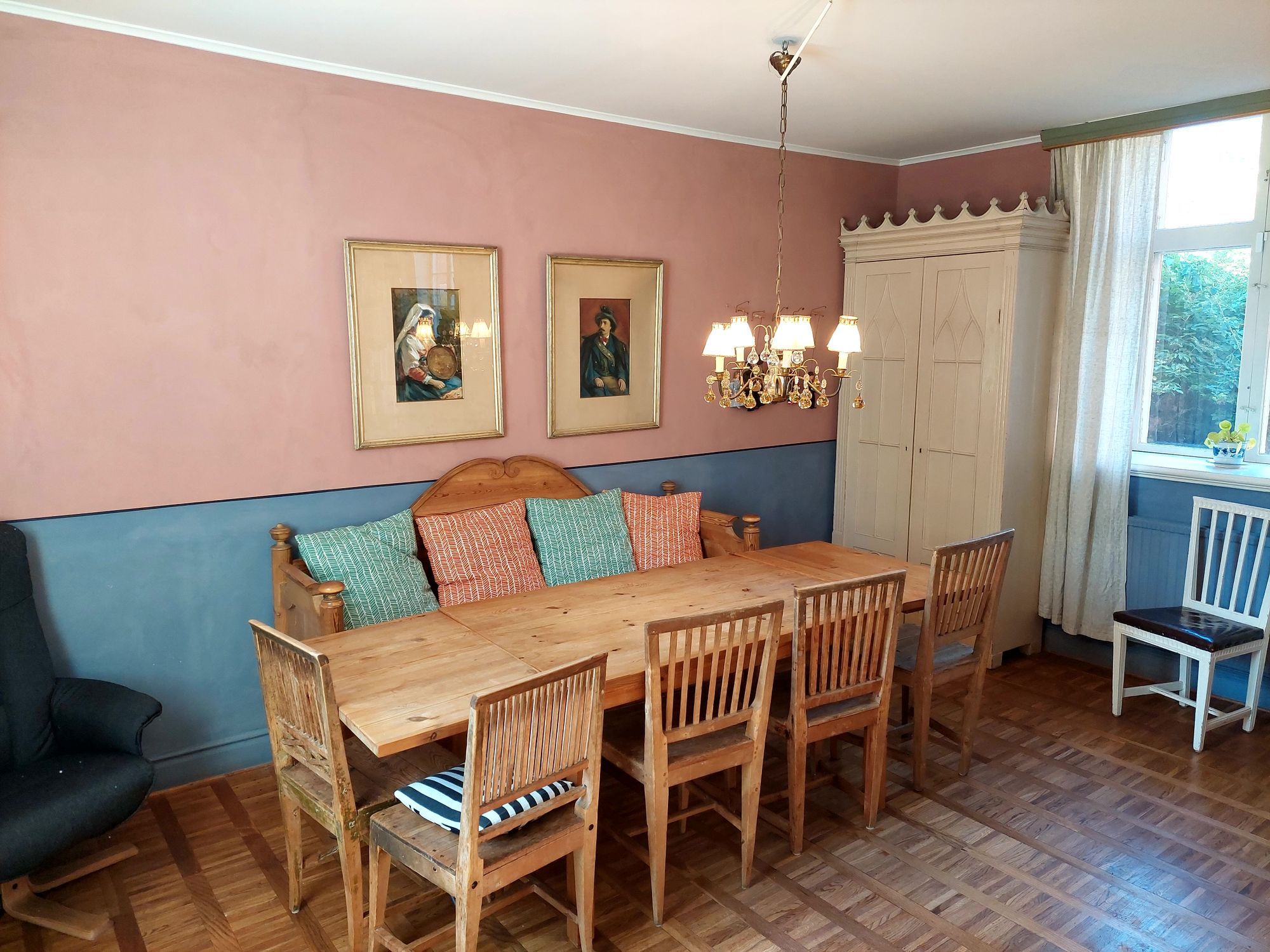 Hus Visby innerstad sommaren 2026 – bild 5 av 18