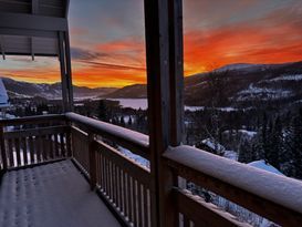 Ski-in ski-out Åre med fri utsikt över Renfjället