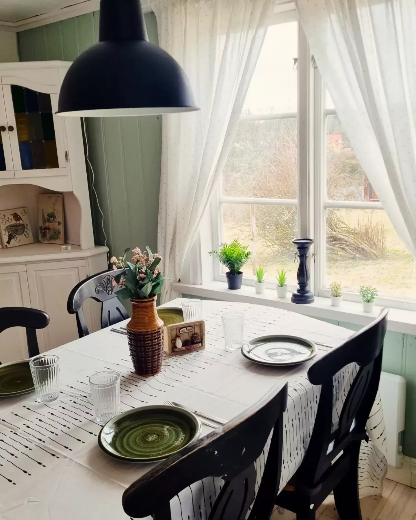 Mysigt lantligt 1800-talshus – bild 14 av 24