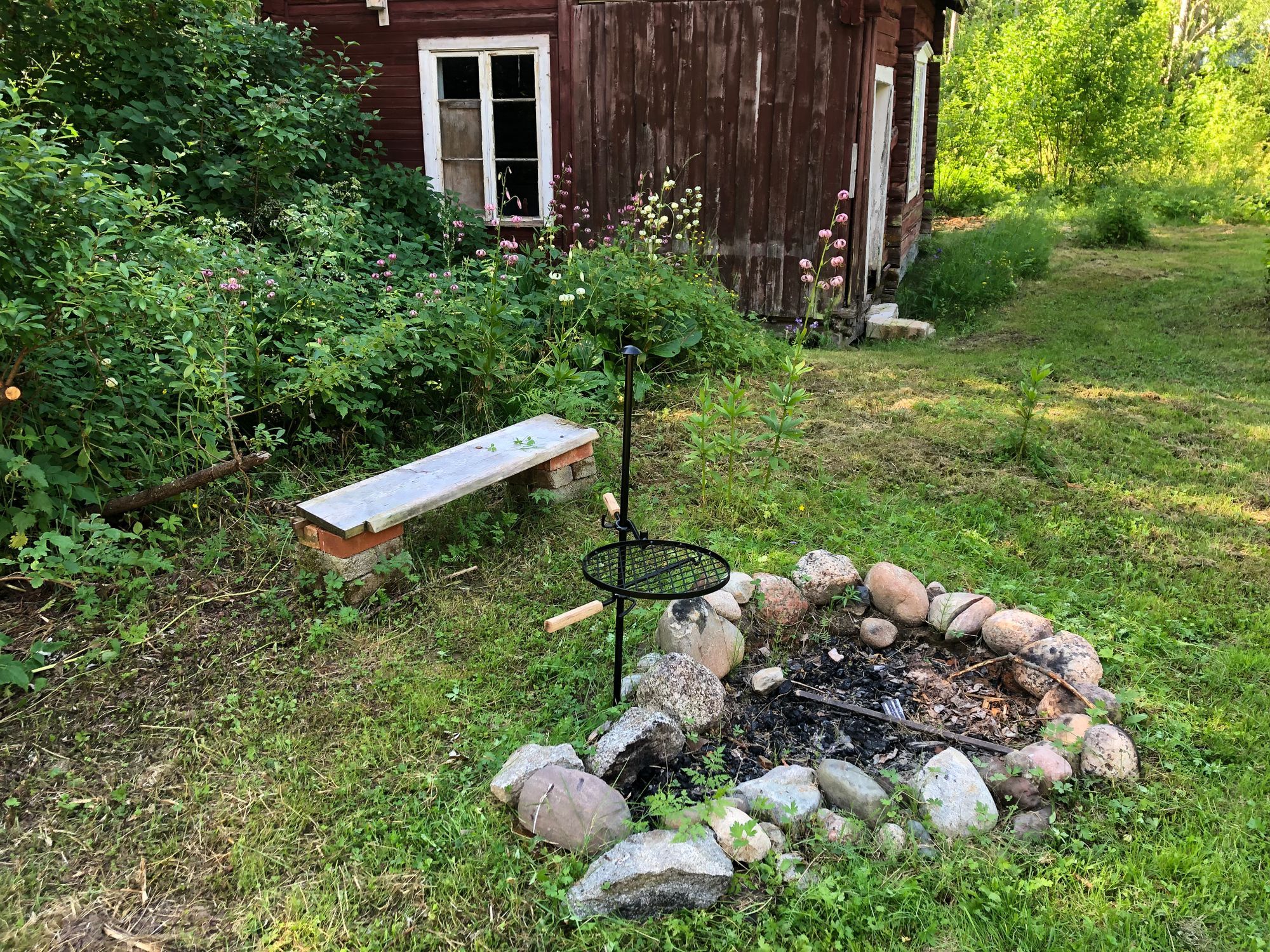 Mysig Sommarstuga utanför Näsåker – bild 5 av 12
