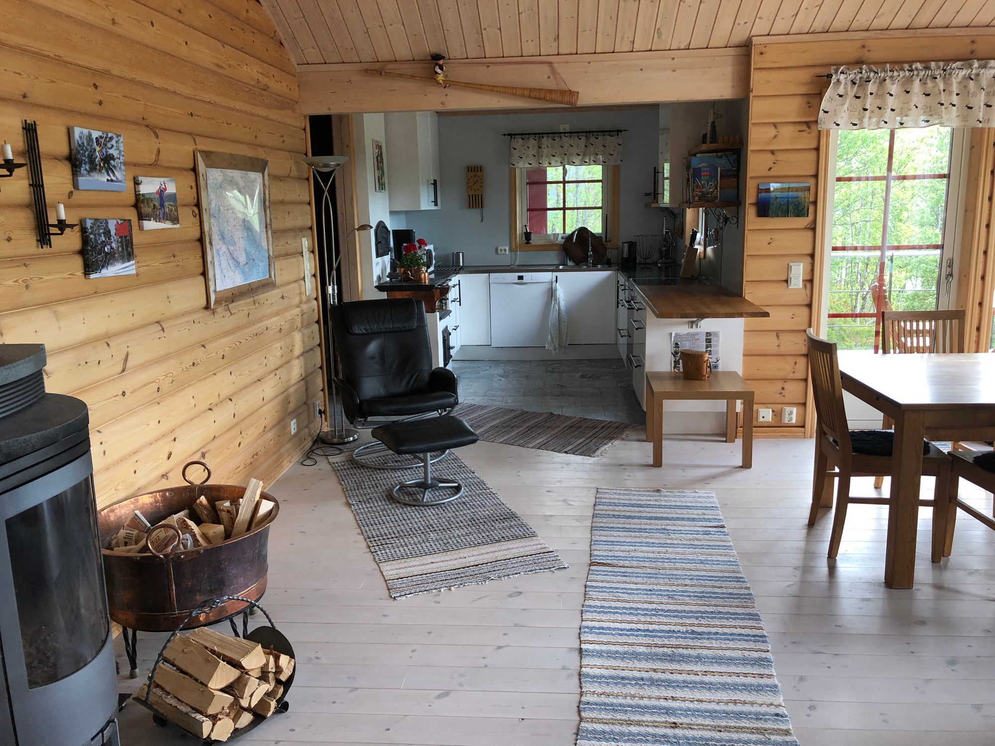 Sol & fjällutsikt i Bruksvallarna – bild 5 av 24