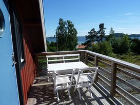 Trevlig lägenhet i lada 150m från havet