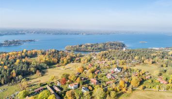 Rymligt och centralt på Arholma - en ö i Roslagen