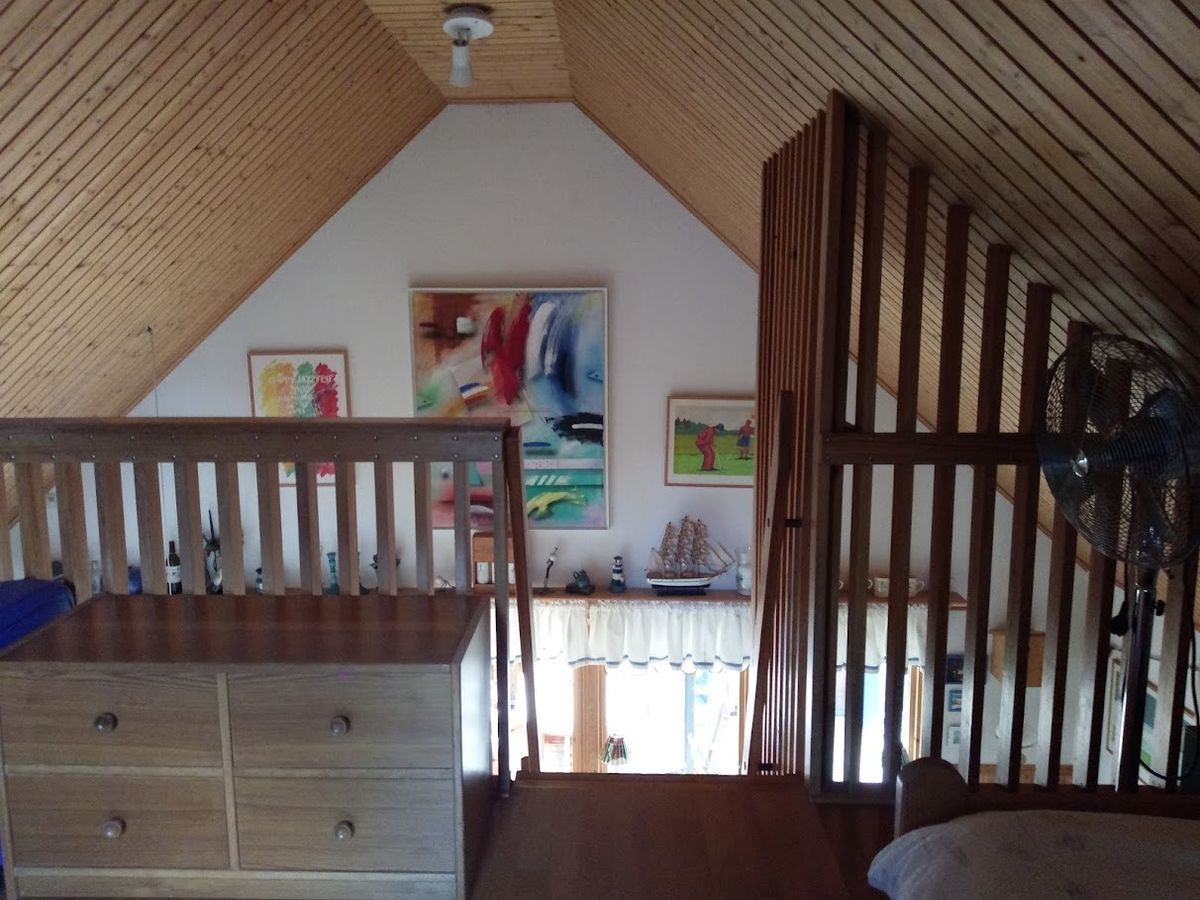 Charmigt vinterbonat fritidshus nära hav och golf – bild 6 av 12