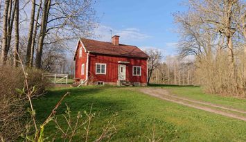 Hus på gård 4 km från trästaden Eksjö