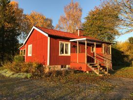 Stuga lantligt i Uppsala - nära city och E4:an