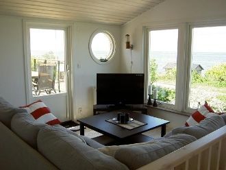 ÖLAND-Villa med havsutsikt i naturskön miljö – bild 7 av 12