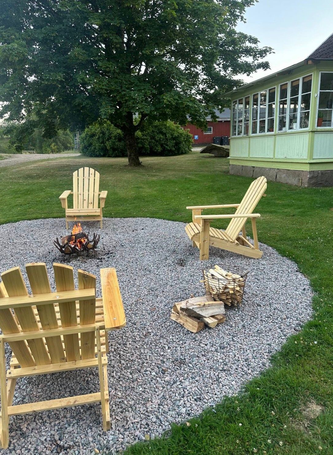 Mysig stuga på gård med bastu & eldplats – bild 7 av 24