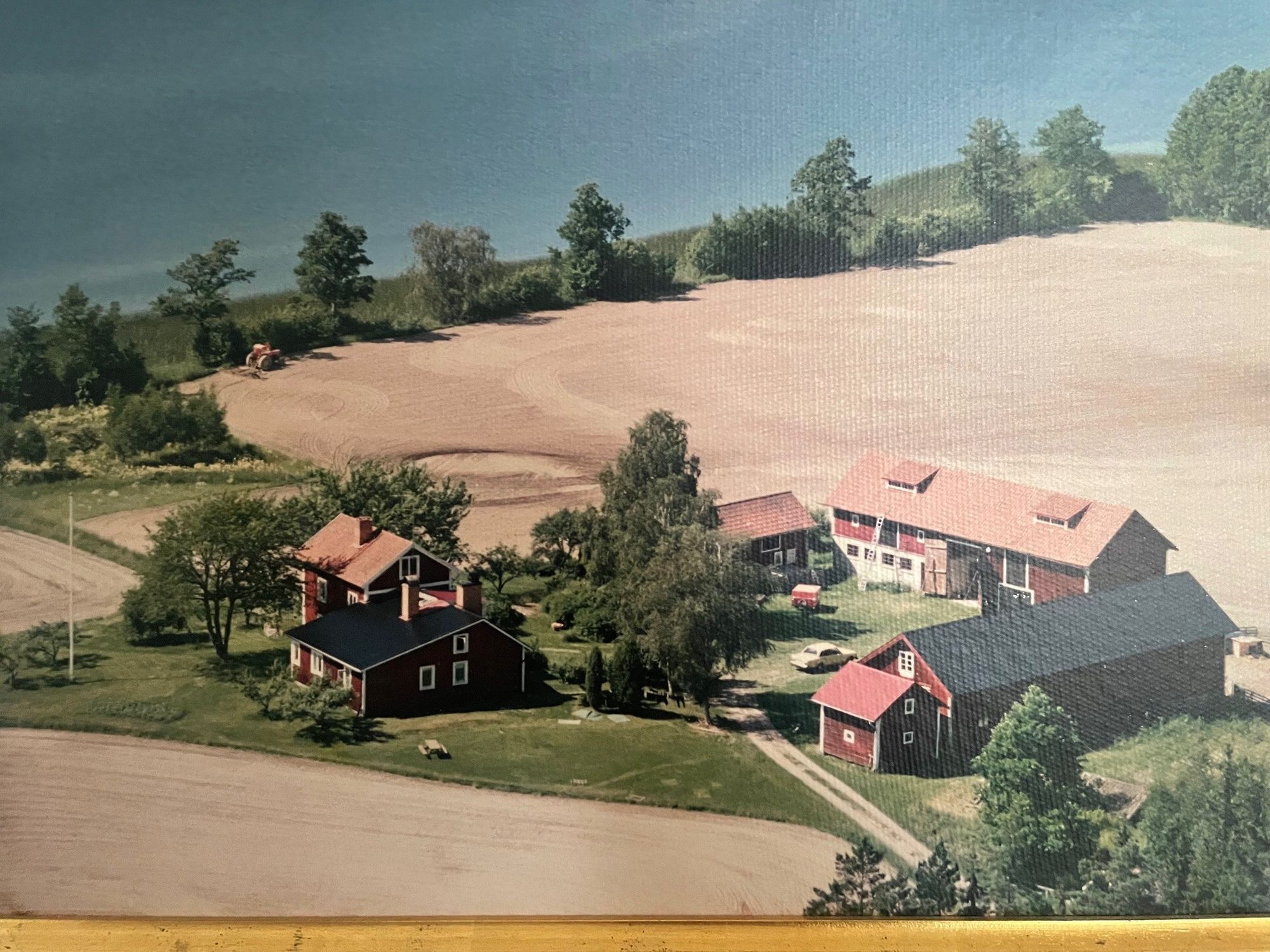 Gård vid sjö med egen bad & båtplats – bild 11 av 24