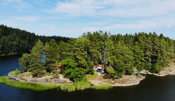 KURÖN - Boka en privat ö i idyllisk sommarmiljö!