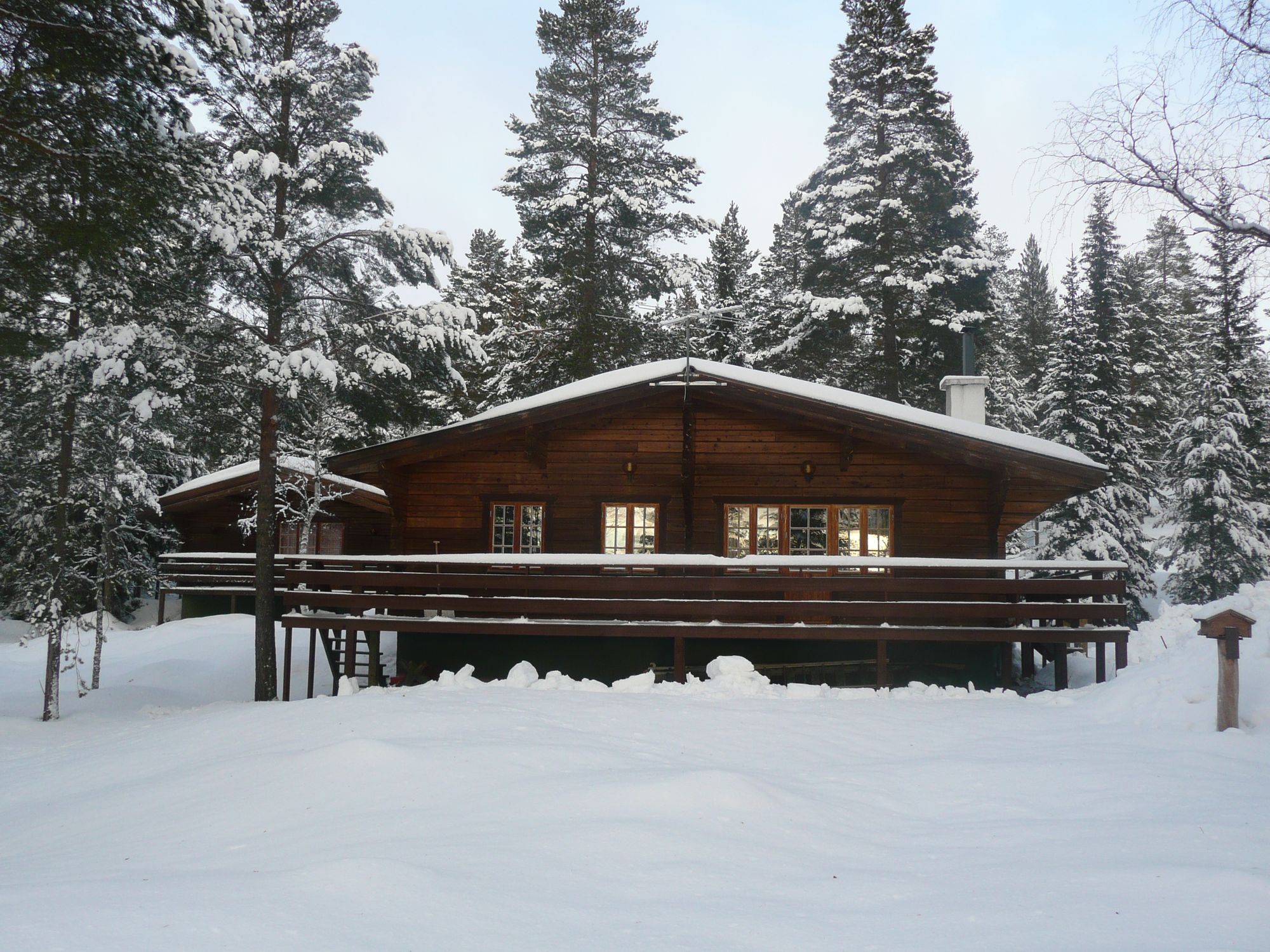 FJÄLLSTUGA I BJÖRNRIKE
