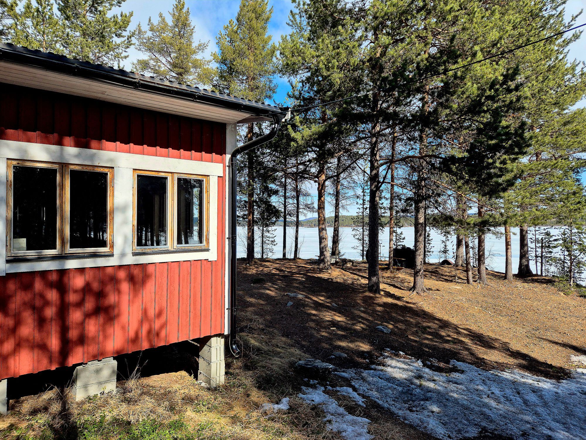 Riverside cottage